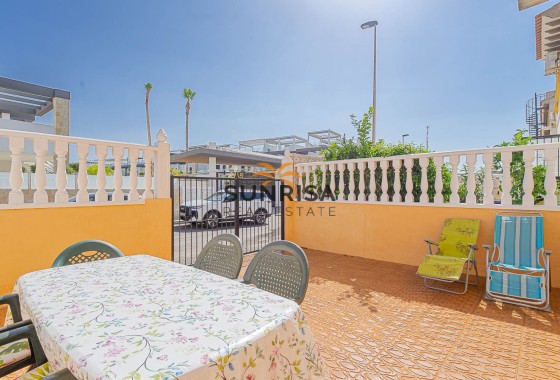 Appartement · Herverkoop - Punta Prima · Alicante · Spanje