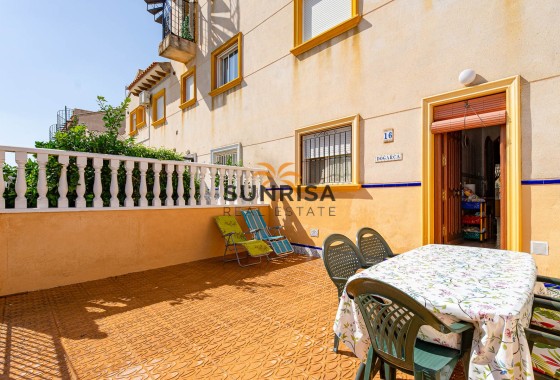 Appartement · Herverkoop - Punta Prima · Alicante · Spanje