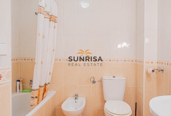 Appartement · Herverkoop - Punta Prima · Alicante · Spanje