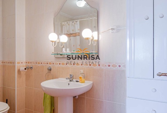 Appartement · Herverkoop - Punta Prima · Alicante · Spanje