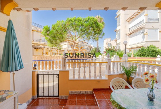 Appartement · Herverkoop - Punta Prima · Alicante · Spanje