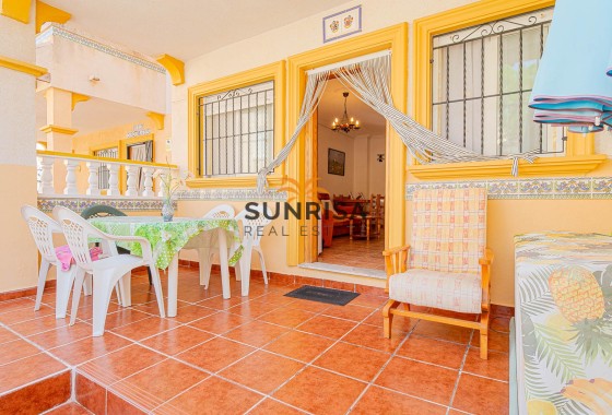 Appartement · Herverkoop - Punta Prima · Alicante · Spanje