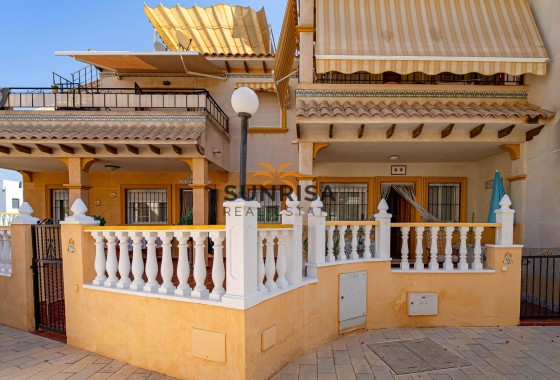 Appartement · Herverkoop - Punta Prima · Alicante · Spanje