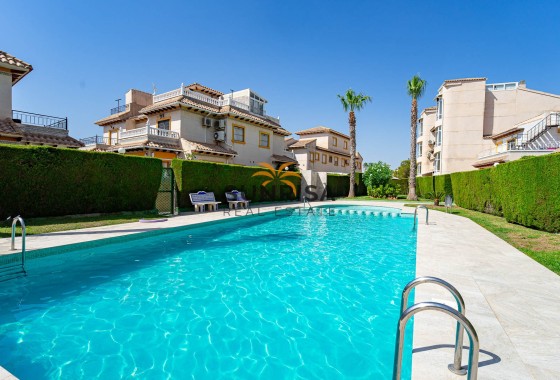 Appartement · Herverkoop - Punta Prima · Alicante · Spanje