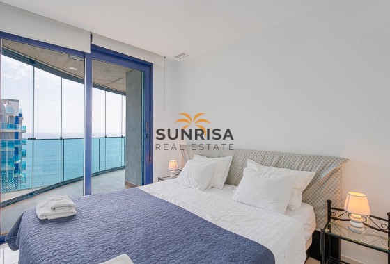 Apartment · Resale - Punta Prima · Alicante · Spain