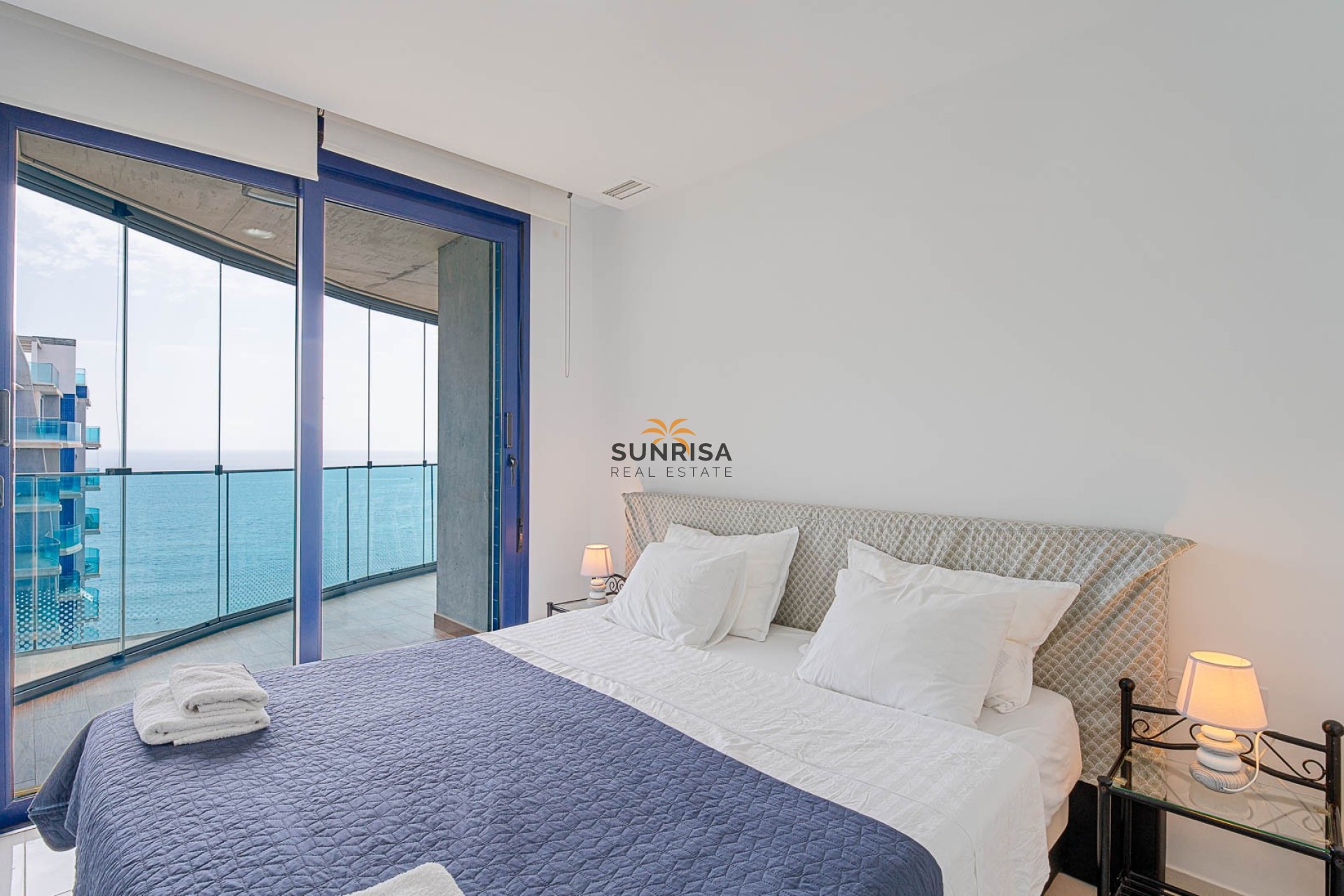 Resale - Apartment - Punta Prima