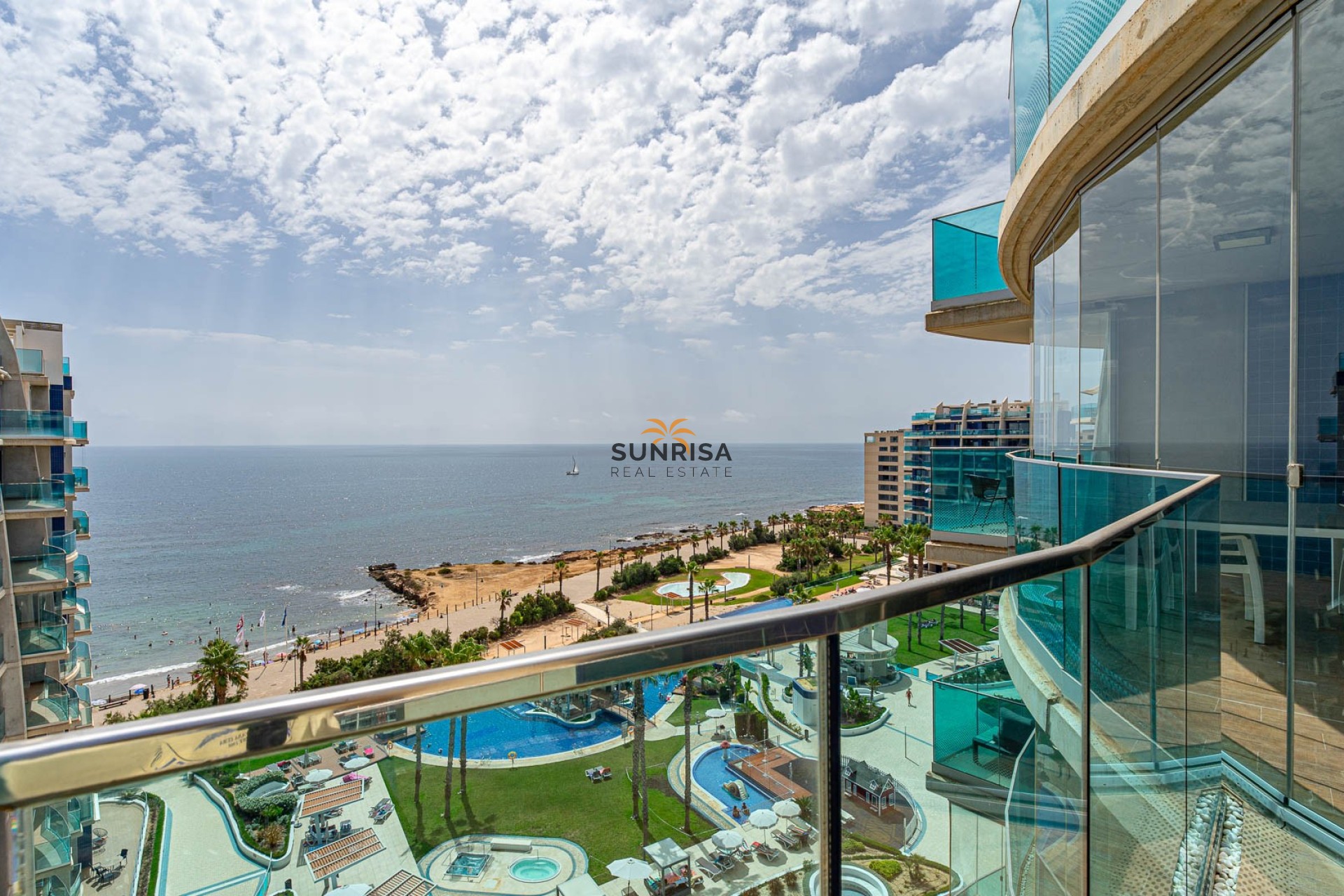 Resale - Apartment - Punta Prima