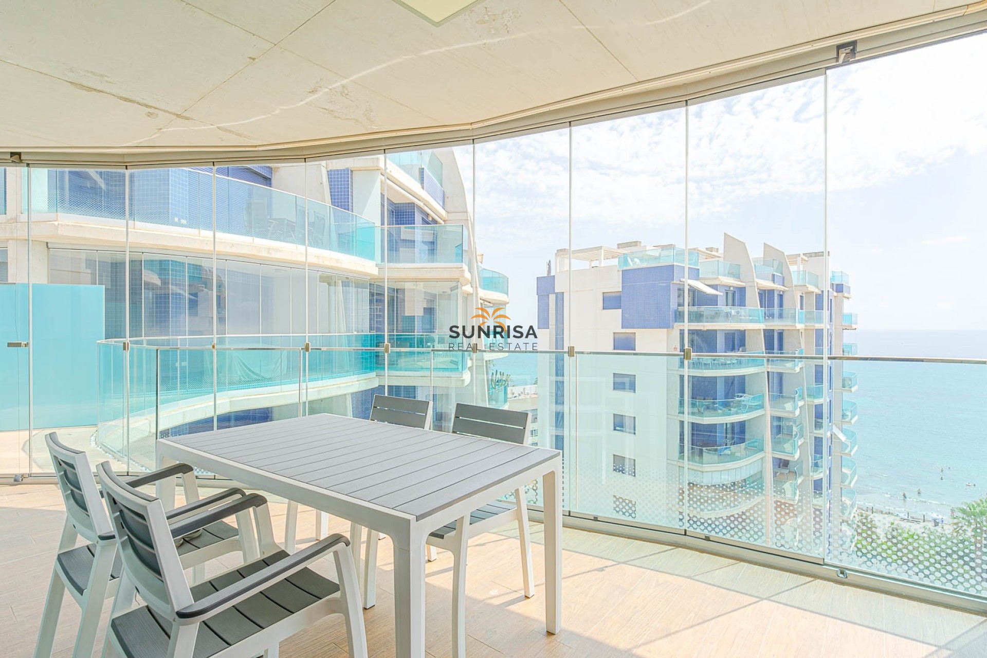 Resale - Apartment - Punta Prima