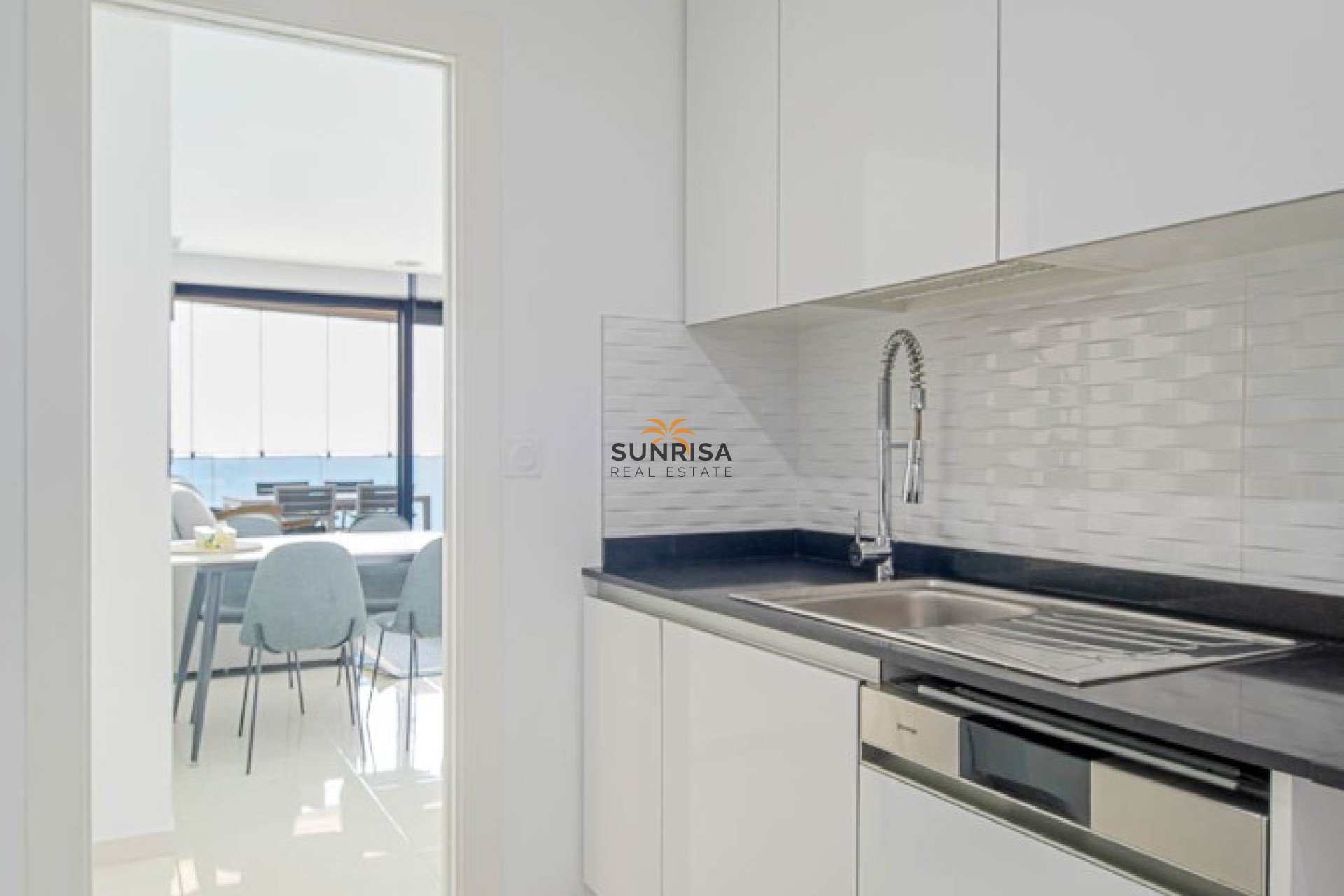 Resale - Apartment - Punta Prima