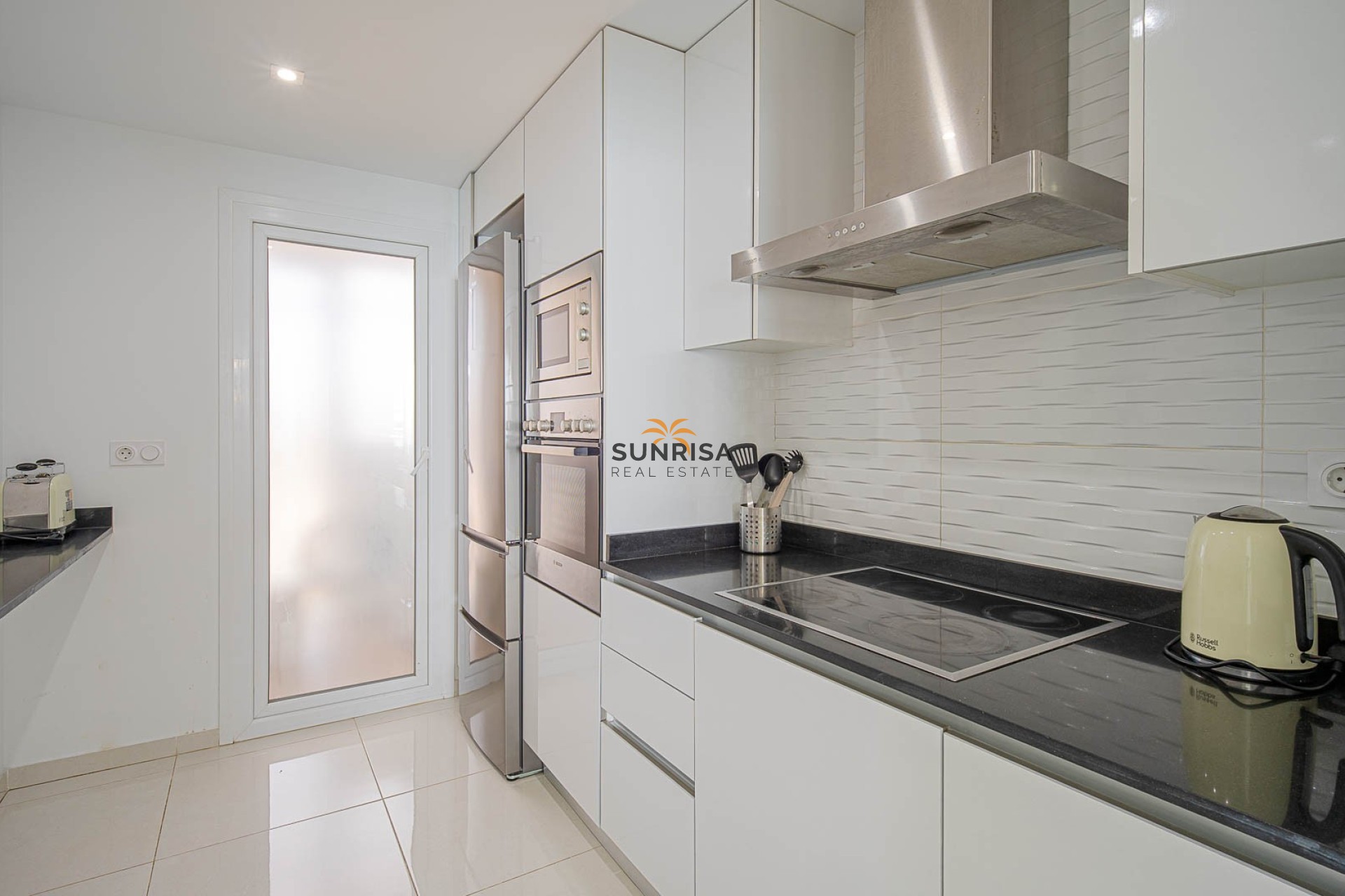 Resale - Apartment - Punta Prima
