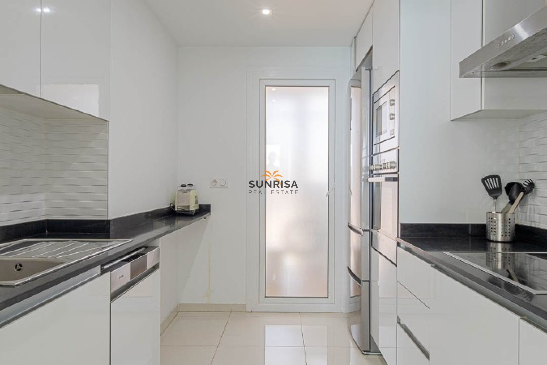 Resale - Apartment - Punta Prima