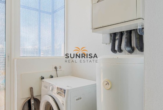 Apartment · Resale - Punta Prima · Alicante · Spain