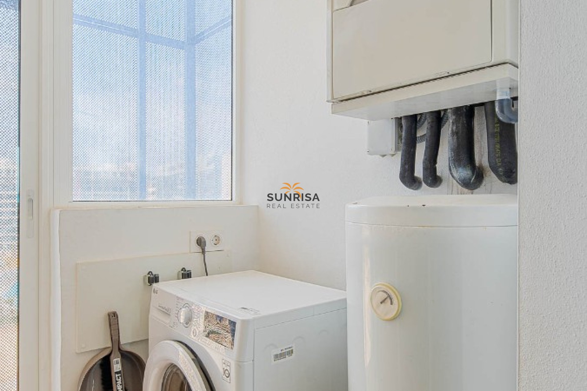 Resale - Apartment - Punta Prima