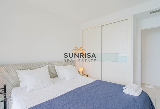Apartment · Resale - Punta Prima · Alicante · Spain