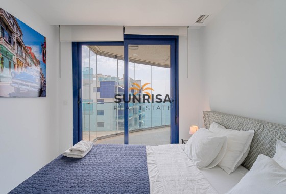 Apartment · Resale - Punta Prima · Alicante · Spain