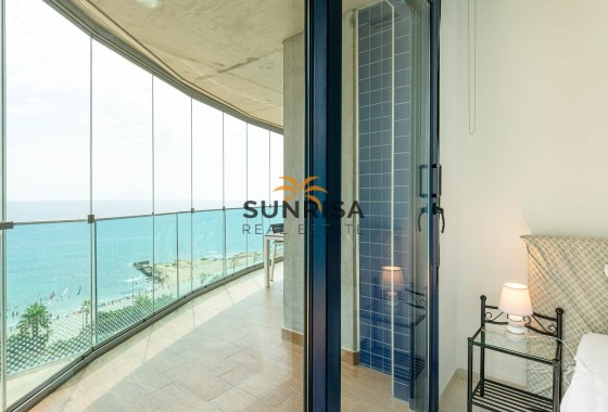 Apartment · Resale - Punta Prima · Alicante · Spain