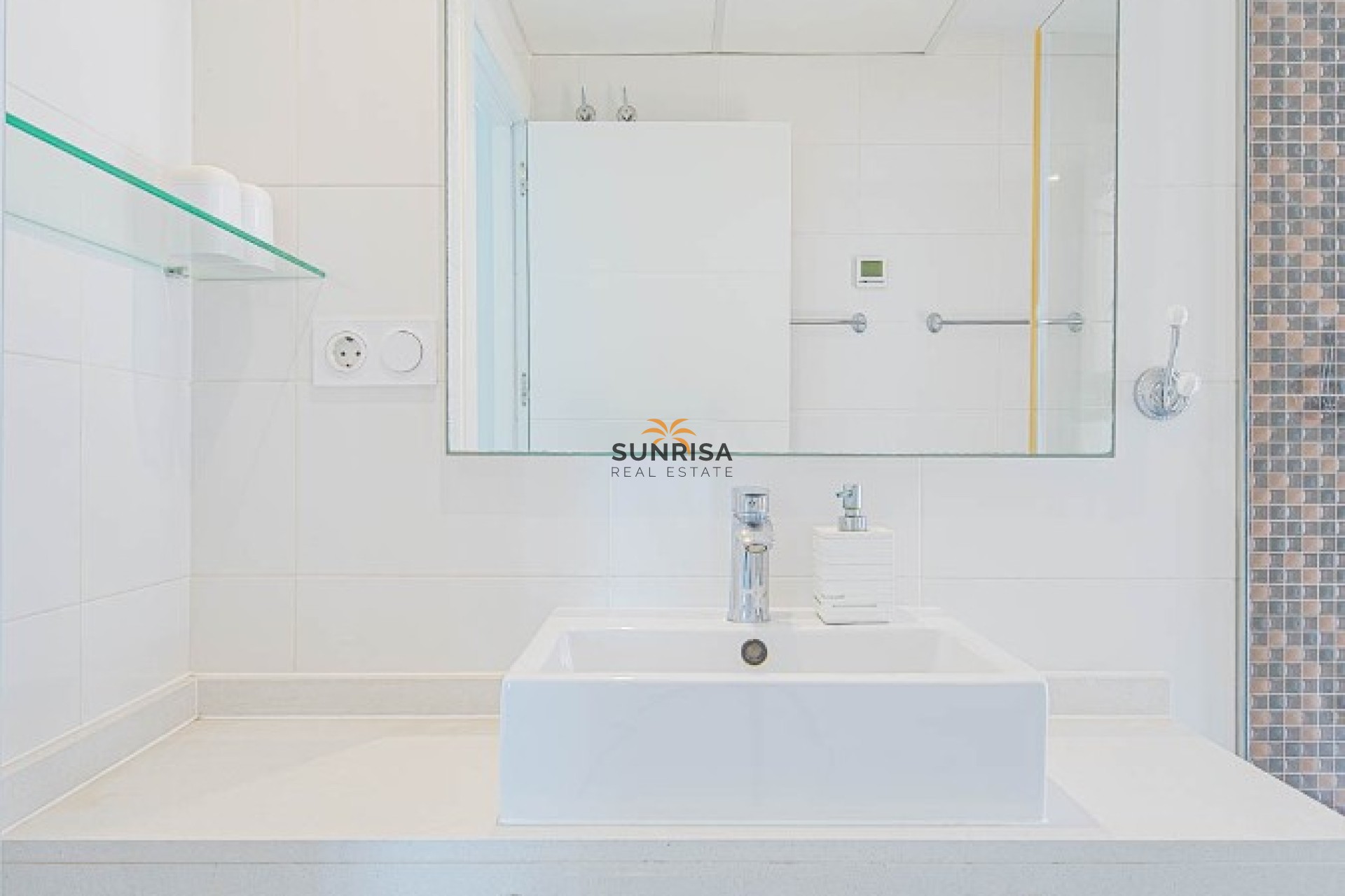 Resale - Apartment - Punta Prima