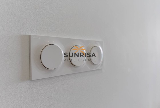 Apartment · Resale - Punta Prima · Alicante · Spain