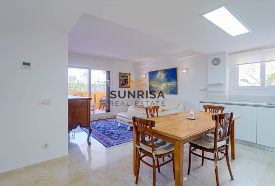 Appartement · Herverkoop - Punta Prima · Alicante · Spanje