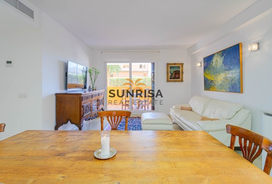 Appartement · Herverkoop - Punta Prima · Alicante · Spanje