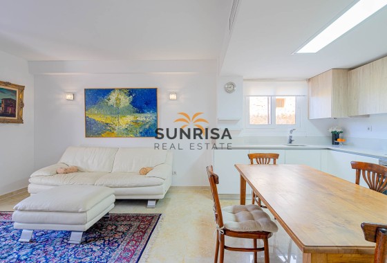 Appartement · Herverkoop - Punta Prima · Alicante · Spanje