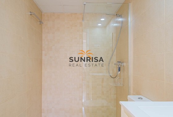 Appartement · Herverkoop - Punta Prima · Alicante · Spanje