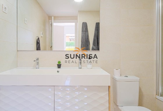 Appartement · Herverkoop - Punta Prima · Alicante · Spanje