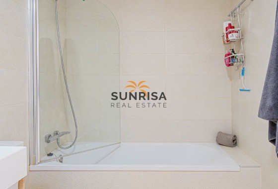 Appartement · Herverkoop - Punta Prima · Alicante · Spanje