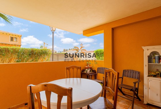Appartement · Herverkoop - Punta Prima · Alicante · Spanje