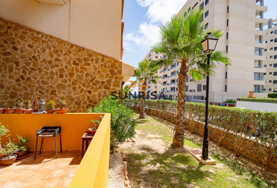 Appartement · Herverkoop - Punta Prima · Alicante · Spanje
