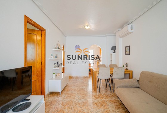 Appartement · Herverkoop - Punta Prima · Alicante · Spanje