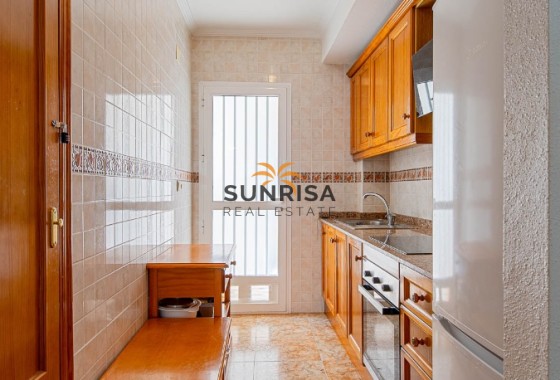 Appartement · Herverkoop - Punta Prima · Alicante · Spanje