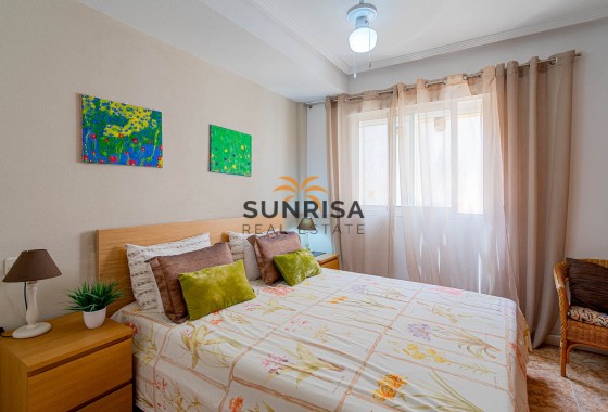 Appartement · Herverkoop - Punta Prima · Alicante · Spanje
