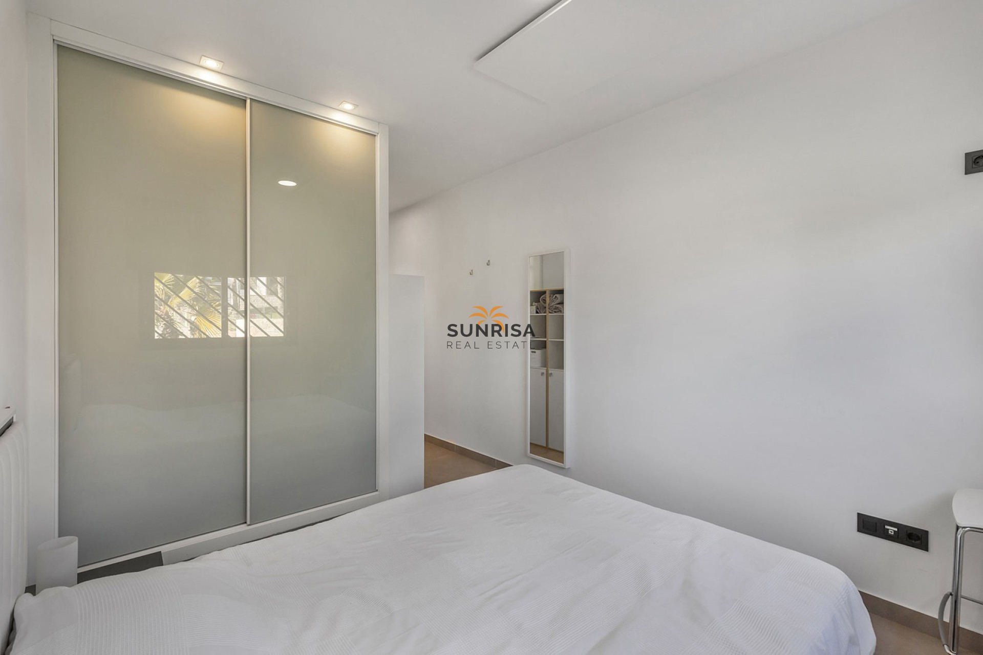 Resale - Apartment - Orihuela Costa