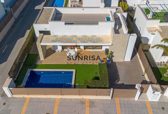 Villa · Resale - Orihuela · Entre Naranjos Vistabella · Alicante · Spain