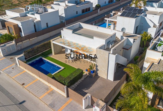 Villa · Resale - Orihuela · Entre Naranjos Vistabella · Alicante · Spain