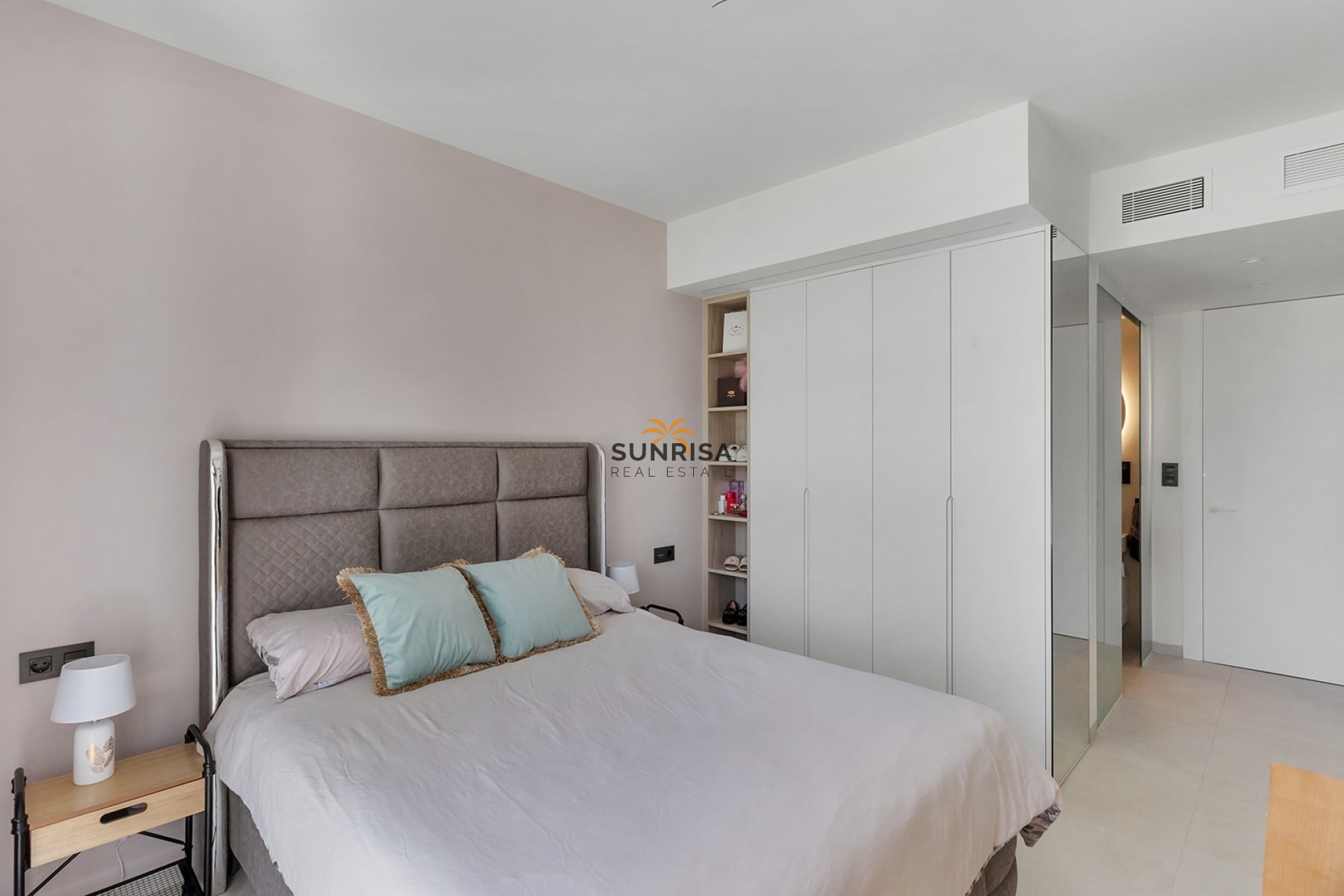 Resale - Apartment - Guardamar del Segura