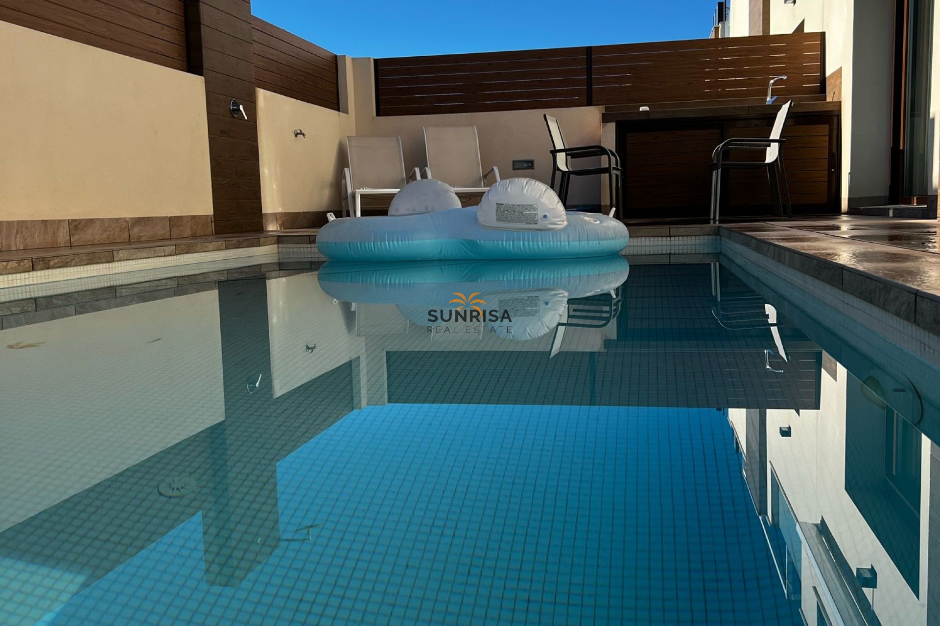 Reventa - Villa - Los Montesinos