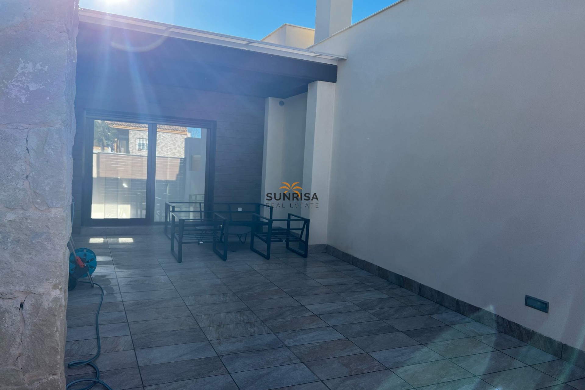 Reventa - Villa - Los Montesinos