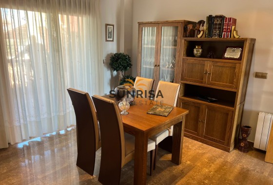 Villa · Herverkoop - Almoradí · Alicante · Spanje