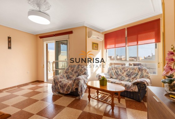 Appartement · Herverkoop - Torrevieja · La Mata · Alicante · Spanje