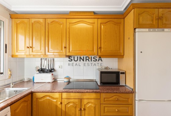 Appartement · Herverkoop - Torrevieja · La Mata · Alicante · Spanje