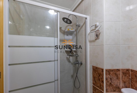 Appartement · Herverkoop - Torrevieja · La Mata · Alicante · Spanje