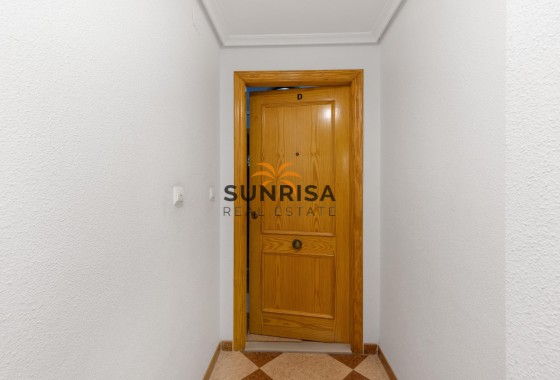 Appartement · Herverkoop - Torrevieja · La Mata · Alicante · Spanje