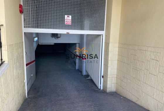 Garage · Herverkoop - Torrevieja · Playa del Cura · Alicante · Spanje