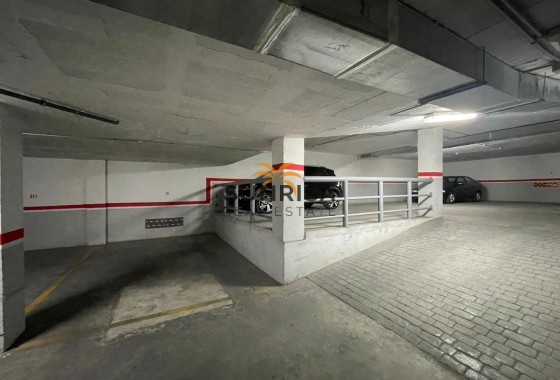 Garage · Herverkoop - Torrevieja · Playa del Cura · Alicante · Spanje