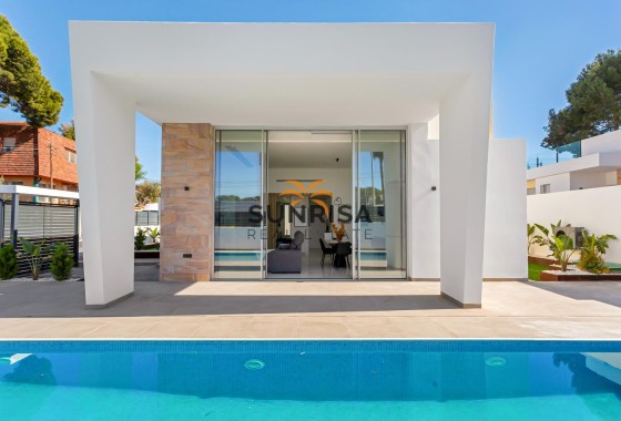 Villa · Obra nueva - Torrevieja · Los Balcones - Los Altos del Edén · Alicante · España