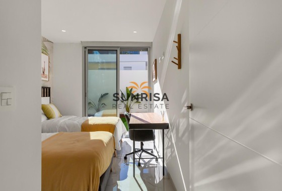Villa · Obra nueva - Torrevieja · Los Balcones - Los Altos del Edén · Alicante · España