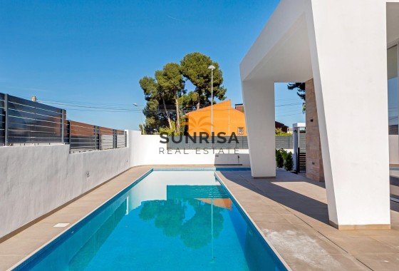 Villa · Obra nueva - Torrevieja · Los Balcones - Los Altos del Edén · Alicante · España