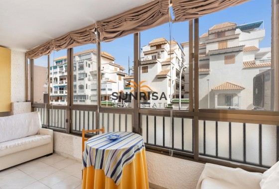 Appartement · Herverkoop - Torrevieja · La Mata · Alicante · Spanje